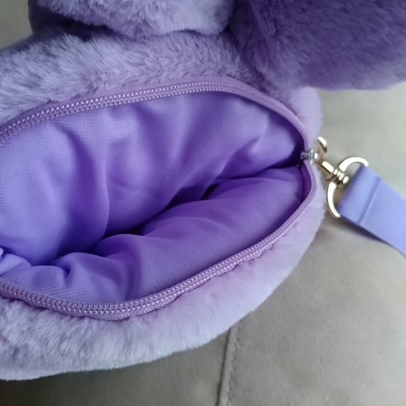 Esther Bunny x Daylife purple plush shoulder bag - Picture 14 of 16
